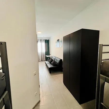 Apartment Ferienwohnung, Monteur-appartment R21 *