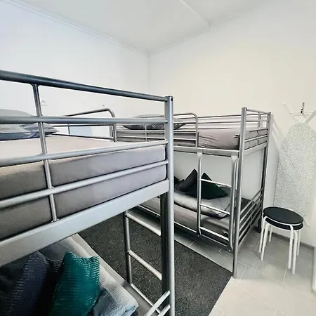 Ferienwohnung, Monteur-appartment R21 Apartment Freiberg am Neckar